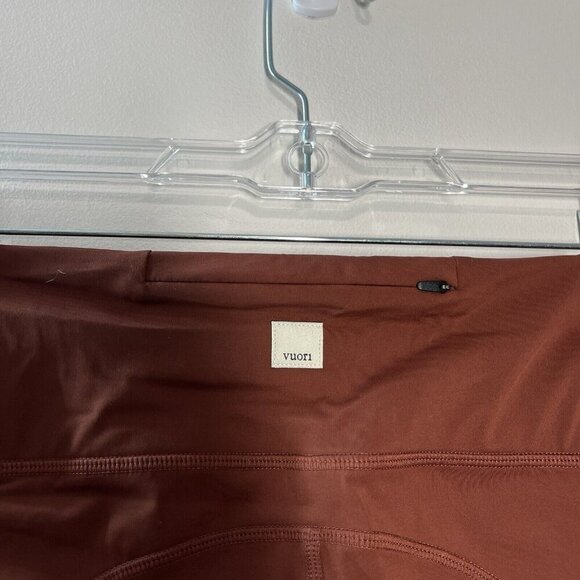 Vuori Stride Pocket Legging in Burnt Orange Size Small - Picture 3 of 7
